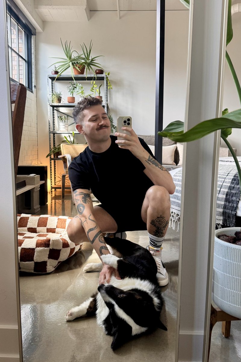 hydratedplus's tweet image. new loft for me and crusher