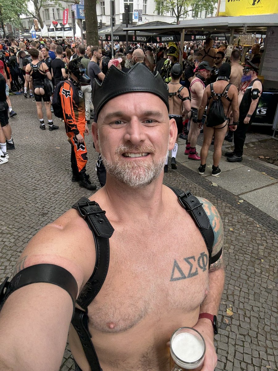 Daddy’s first Folsom Europe.