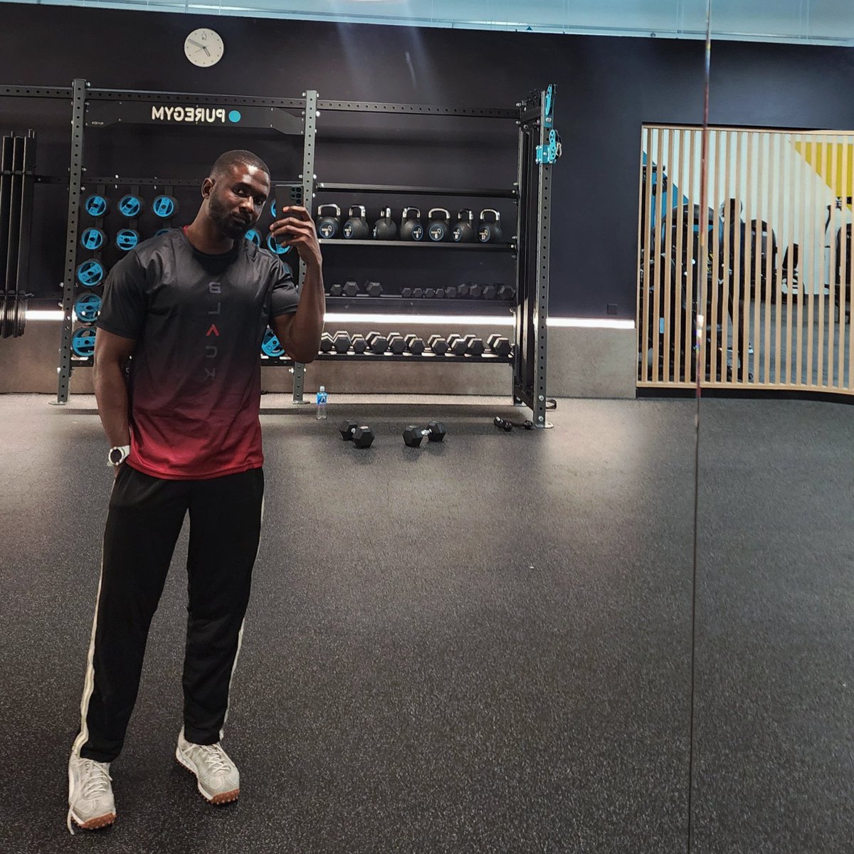 physiographer_'s tweet image. Otojometa