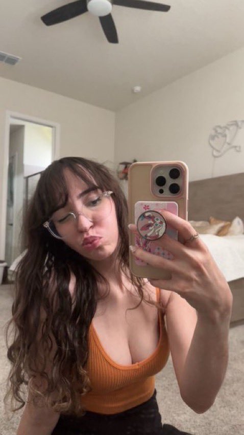 kaia_r3's tweet image. 🥵🔥🍆