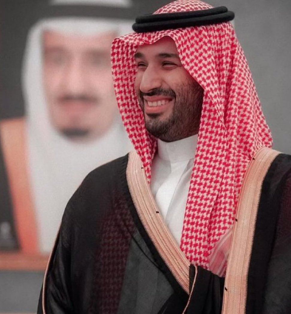 sm19770's tweet photo. @HRHMBNSALMAAN وعليكم السلام ورحمة الله وبركاته
حيا الله سيّد الوطن وفخره 🇸🇦
سيدي ولي العهد الأمير محمد بن سلمان
اللهم احفظه ذخراً للإسلام والمسلمين
وأدام عزه وعز المملكة https://t.co/Y6hVsP5KDy
