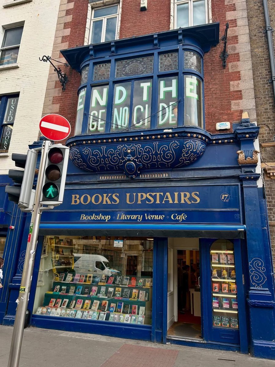 Books Upstairs, Dublin's oldest independent bookshop, located at 17-18 D'Olier Street in Dublin, Ireland 🇮🇪, 1978.