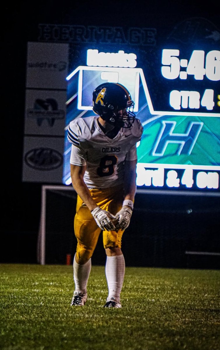 Week 1 W against Saginaw Heritage 

35-13

3 TD
2/3 TD in 1st half
80 YD
6 TFL

hudl.com/v/2SXpb8