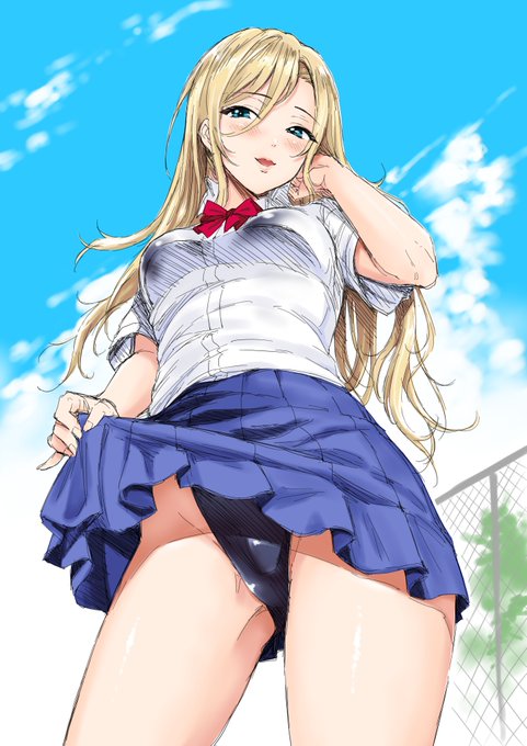 『金髪ギャルな水泳部員の金城さんは制服の下に競泳水着を穿いている』(仮)さすがにタイトル長すぎるから再考する。 成人向け同人誌描きたいからそのヒロインを考えつつ仮色置いてみた。