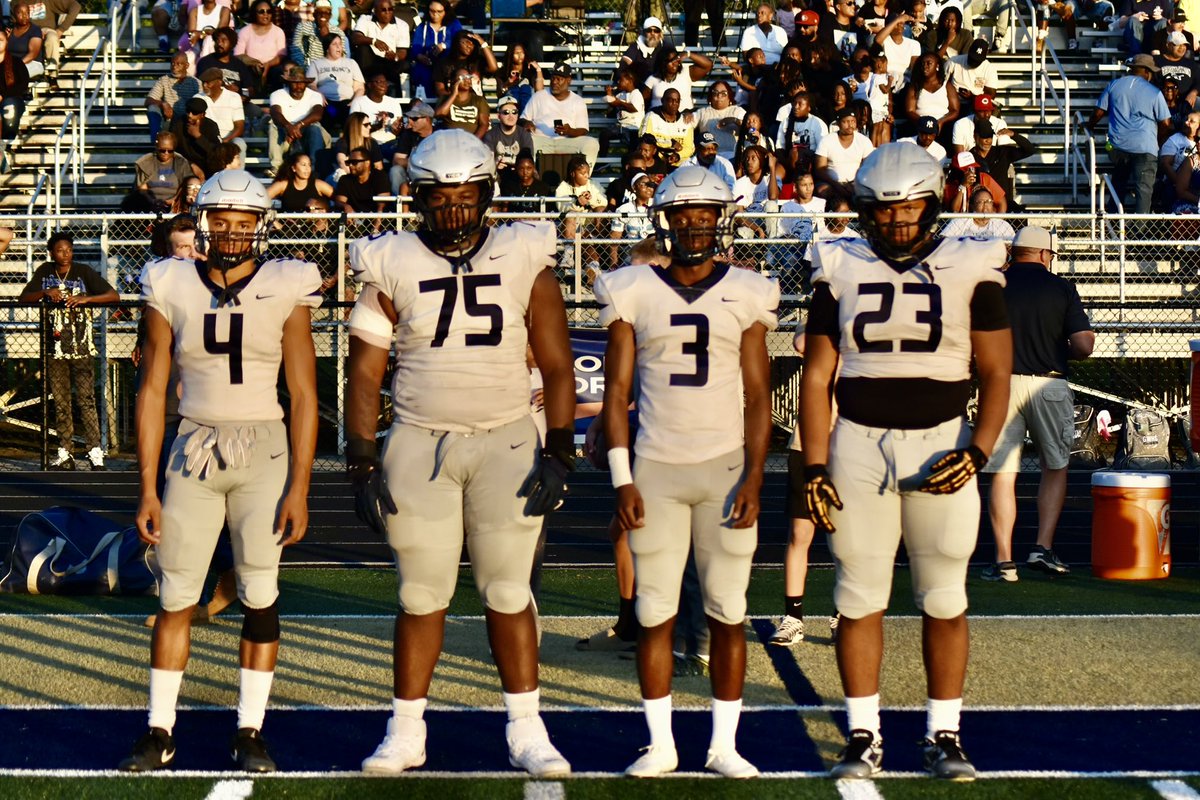 Antonio1Matos's tweet image. I had a solid game against Reidsville this past Friday. I made good blocks on offense and had some solid tackles on defense. Highlights: hudl.com/v/2SXeh5