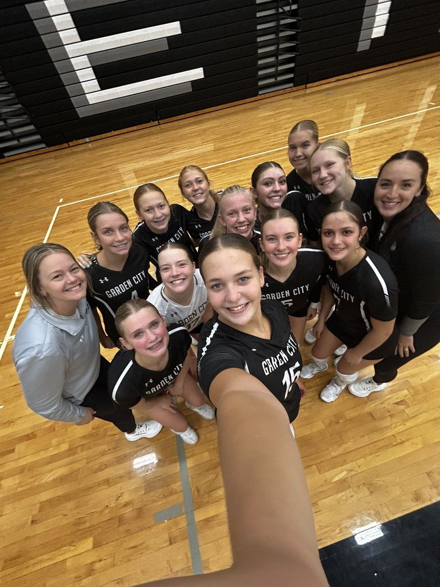 Results from Eisenhower (V): 

Maize So def GC 25-4, 25-23.
GC def Buhler 25-15, 25-19.
GC def Kapaun 25-23, 25-27, 25-20.
Derby def GC 25-12, 15-25, 25-22.
GC def Eisenhower 25-20, 25-21.

Varsity opens up 3-2 on the season and are coming home a better TEAM. 

🔥⚒️ #FORGED