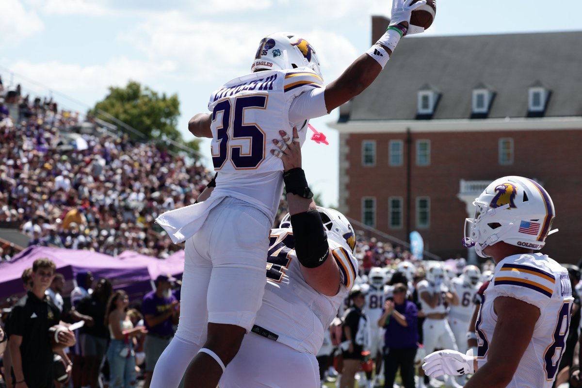 Tech rolls Cumberland 65-0 to open 2025 Season 

📰 tinyurl.com/4ht8bmv4

#AimHigh | #WingsUp