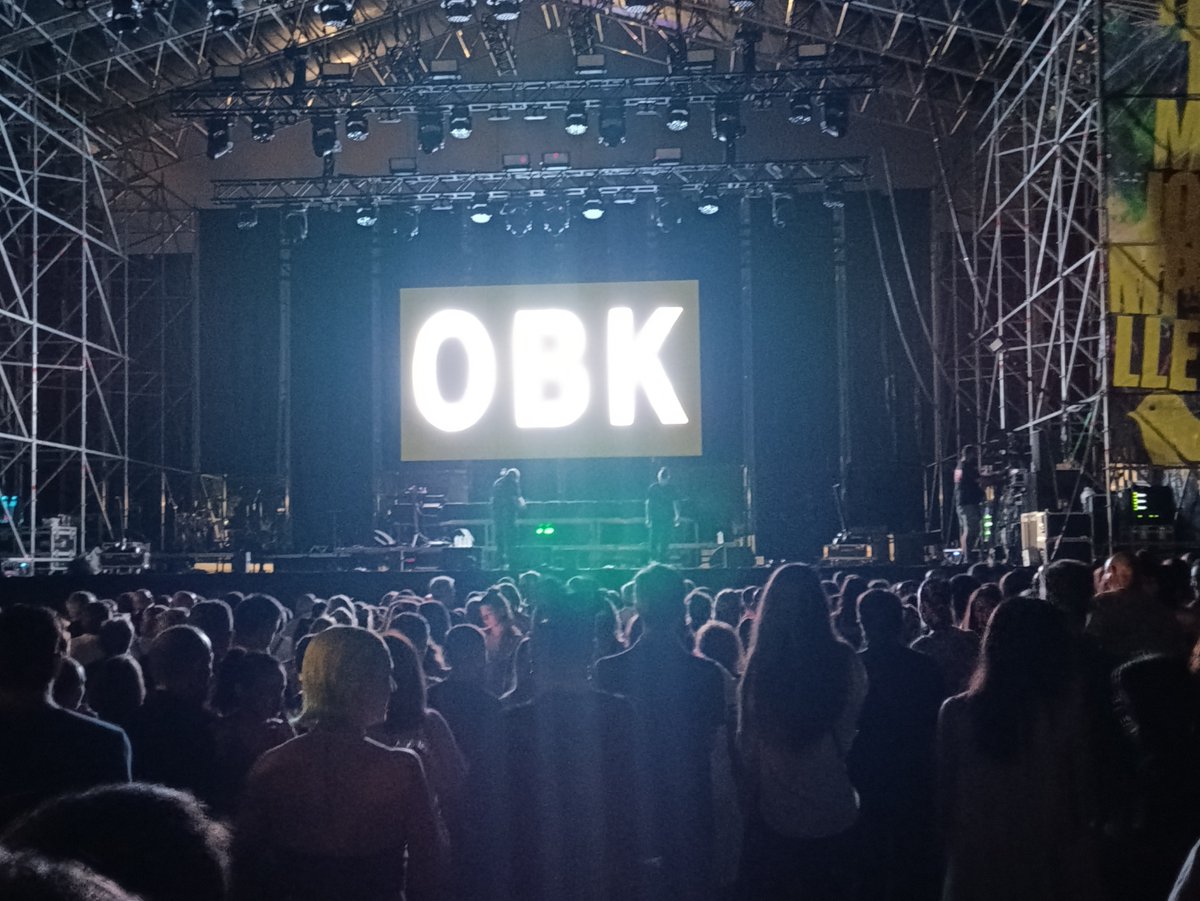 A veces sales de casa y no sabes donde puedes acabar: hoy en un concierto de OBK