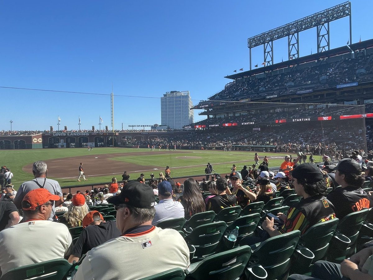 Tony Thomas tweet media