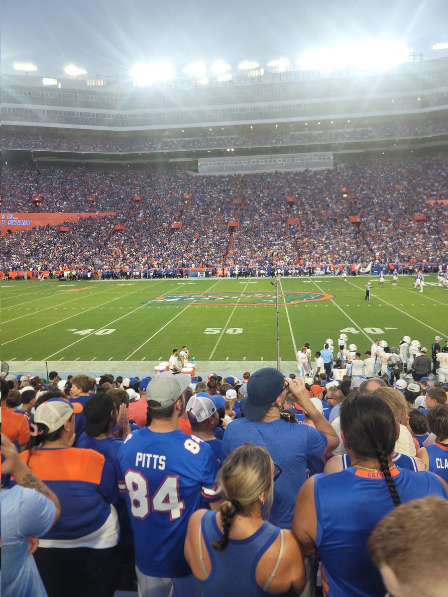 aetheridgejr's tweet image. Mike Bozeman is the man! Thank you! Go Gators! @GatorBozeman