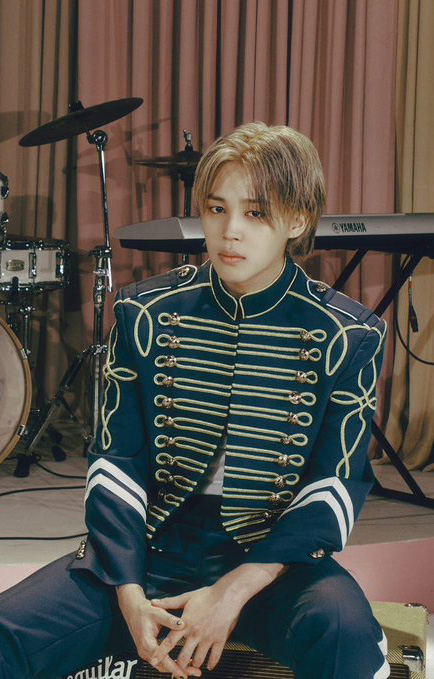 #Jimin has won 'Song of the Year' for "WHO" at the 2025 Jupiter Music Awards!💪🪐♃ 🎼🏆🥇🎶2⃣0⃣2⃣5⃣ 🔥👑💜

JMA FOR JIMIN
#JMASOTYWho
#Who_Songoftheyear_2025JMA 
#JupiterMusicAwards2025