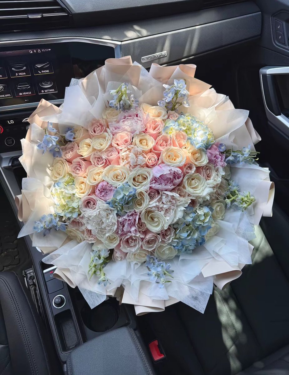 Pretty flower bouquets