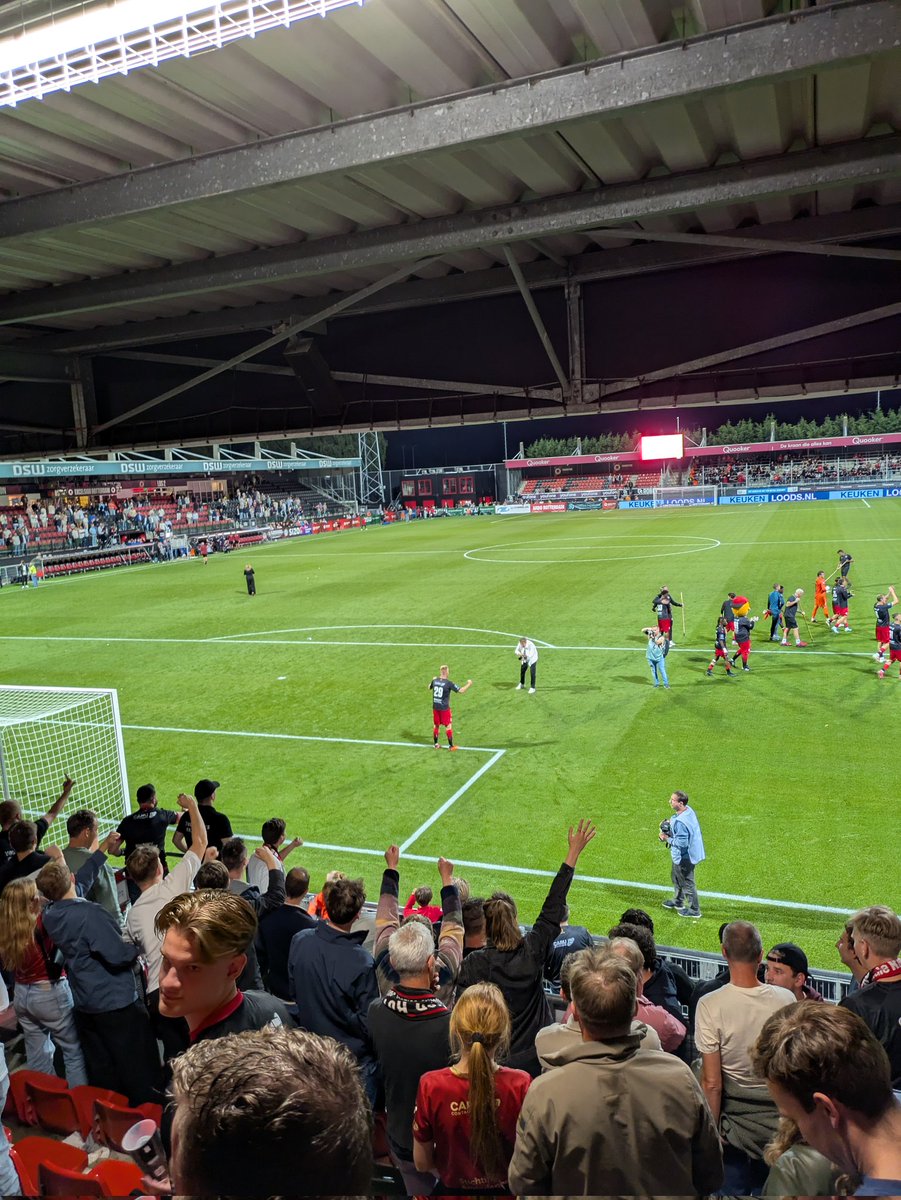 Harro_Postema's tweet photo. @excelsiorrdam Mike-ie-van Duinen https://t.co/r4yl9Ung8Z