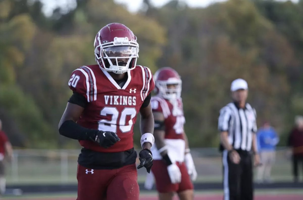 VCSU Football tweet media