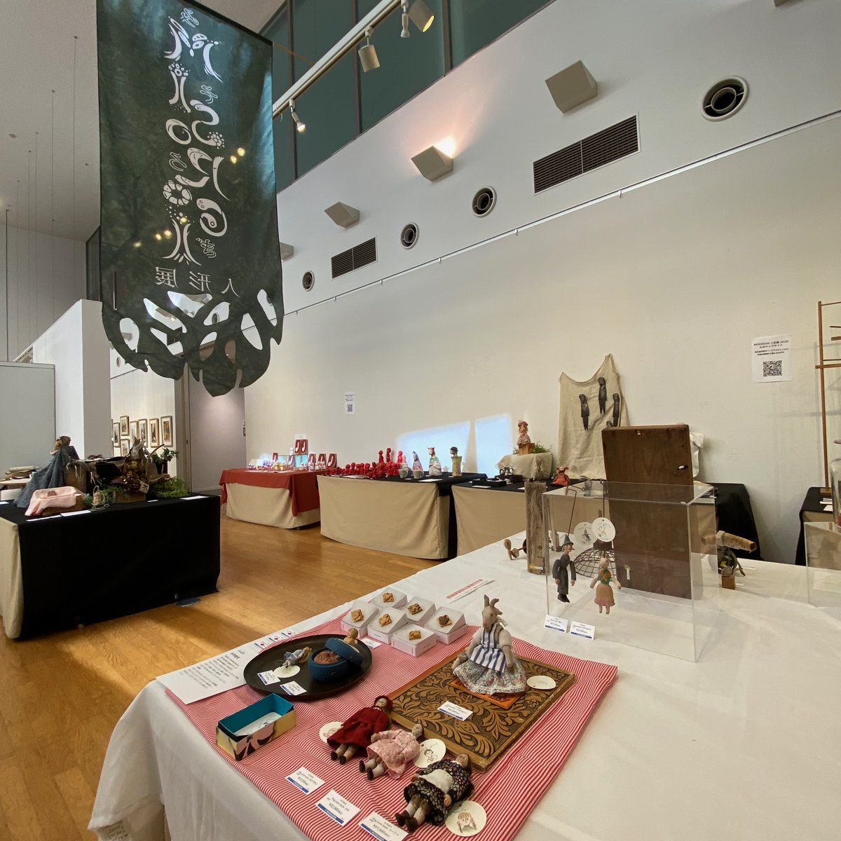 misorogi_ningyo's tweet photo. おはようございます。
東京は快晴、今日も暑くなりそうです🌞
MISOROGI人形展　5日目を迎えました。
残る3日間、近くにお寄りの際はぜひお立ち寄りください。

素敵な作品が静かにお待ちしています😌 https://t.co/76Yal2aOCo