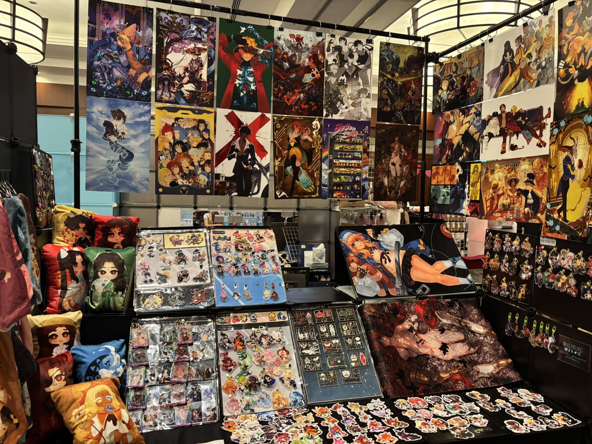 alyruko's tweet image. I’m at Saboten this weekend ✨ in the artist alley at table A82