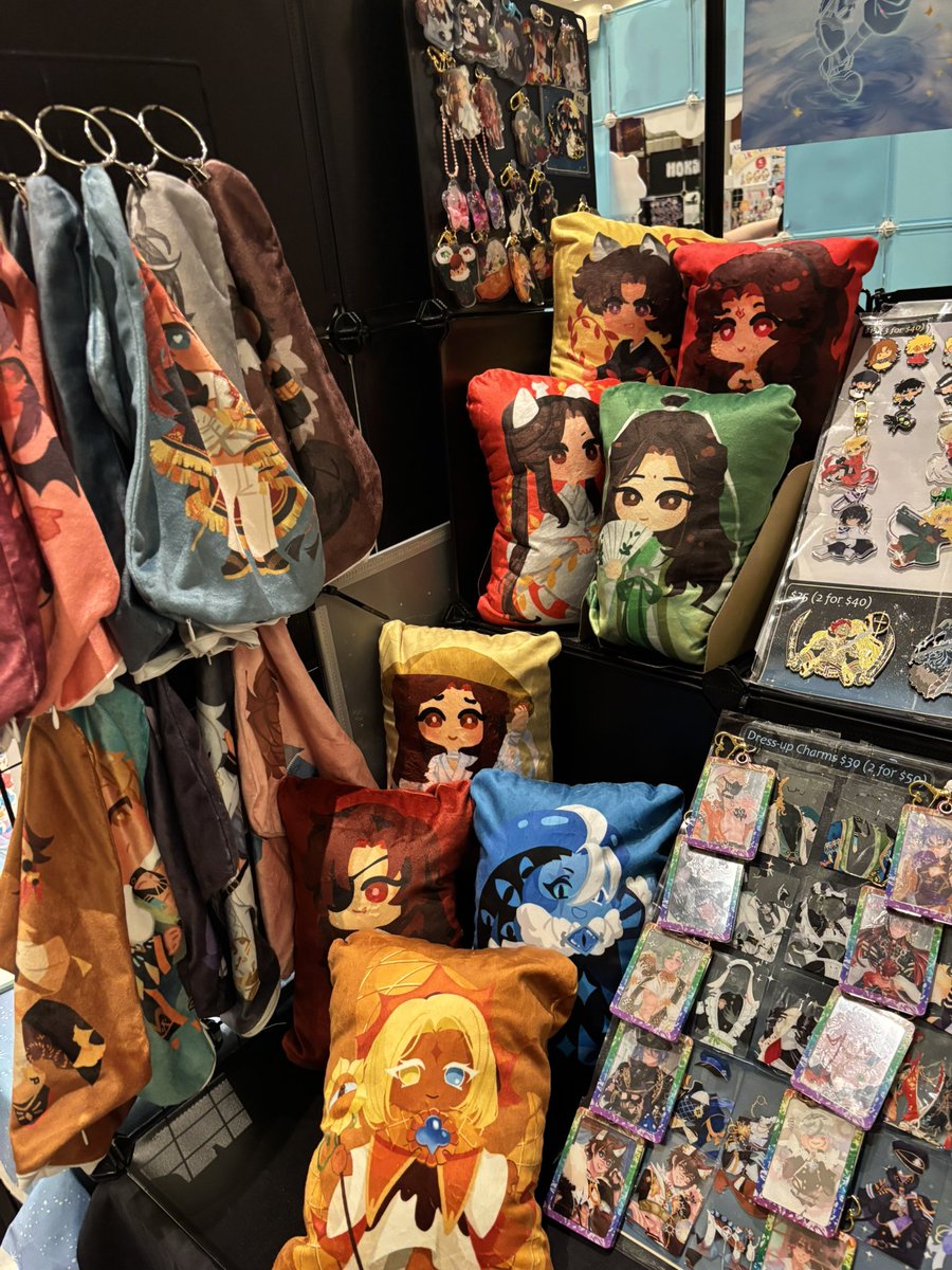 alyruko's tweet image. I’m at Saboten this weekend ✨ in the artist alley at table A82