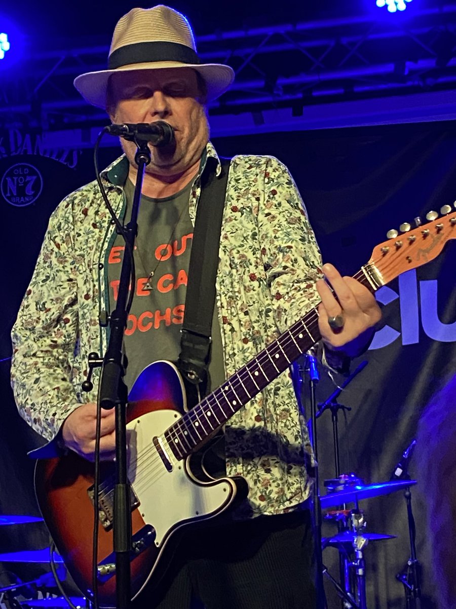 AndyRickeard's tweet photo. Luke Haines and Peter Buck at the Cluny. Newcastle. Wonderful. https://t.co/IgKucBIzqk