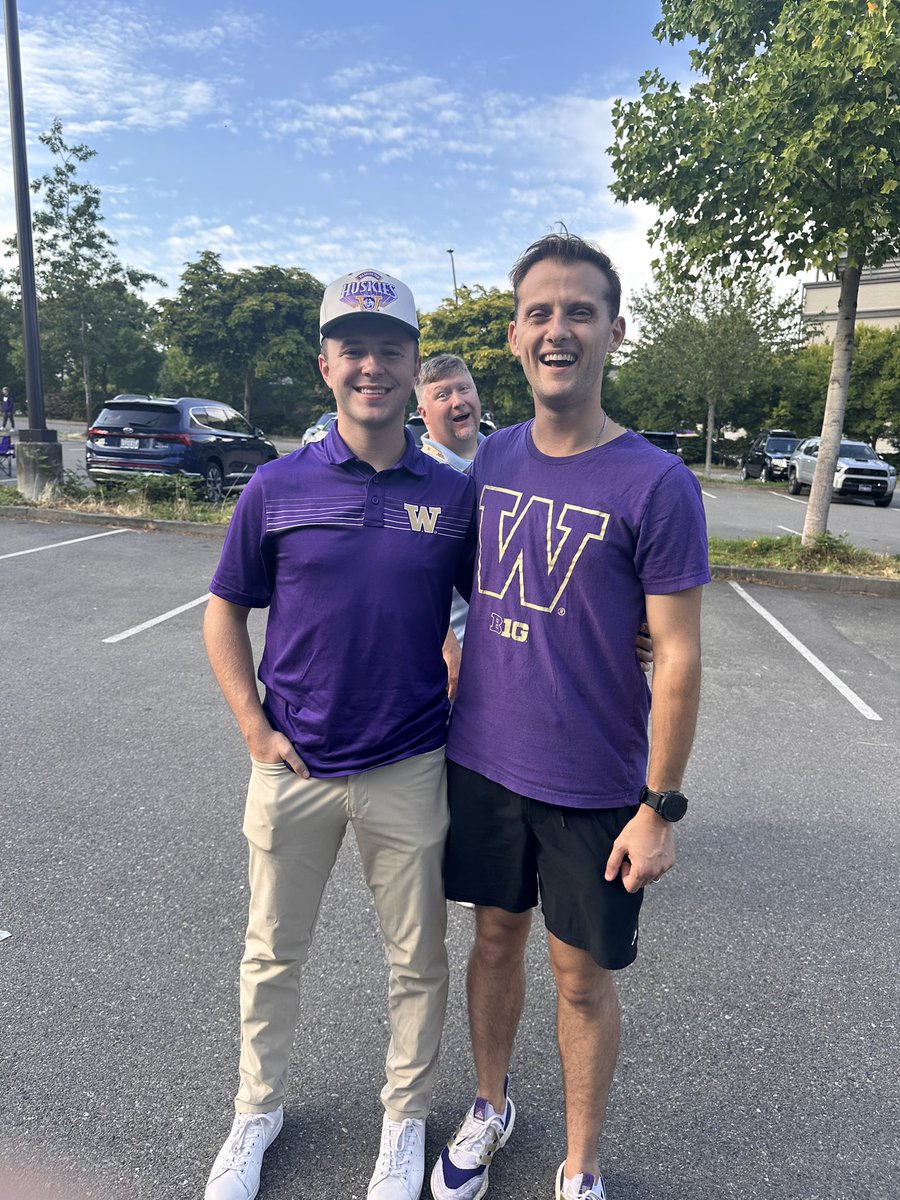 Jack McCauley (@jackmccauley_) on Twitter photo Dawgmans finest. Mac and Mounger Show. KICKOFF IN 3 HOURS!!! <a href="/LukeMounger/">Luke Mounger</a> <a href="/ScottEklund/">Scott Eklund</a> <a href="/Dawgman247/">Dawgman.com</a> Dawgmans finest. Mac and Mounger Show. KICKOFF IN 3 HOURS!!! <a href="/LukeMounger/">Luke Mounger</a> <a href="/ScottEklund/">Scott Eklund</a> <a href="/Dawgman247/">Dawgman.com</a>
