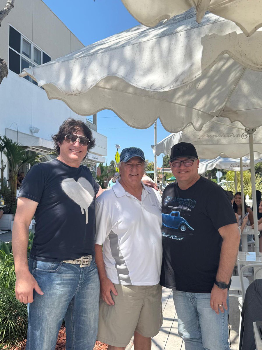 Greg Harman tweet media