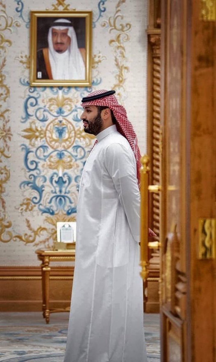 #ميلاد_ولي_العهد_40 هو ميلاد مجدٍ عظيم 
ميلاد قائدًا .. أدار بوصلة الرؤية 
ليتحقق الحلم وتتربع #المملكة_العربية_السعودية على عرش دول العالم
حضارة …. تقدم … ازدهار …. رقي 

نحن الآن..  أولا فلا صعب يثنينا ومعنا قائد التغيير ومُلهم الوطن 

أطال الله في عمرك سيدي على طاعته