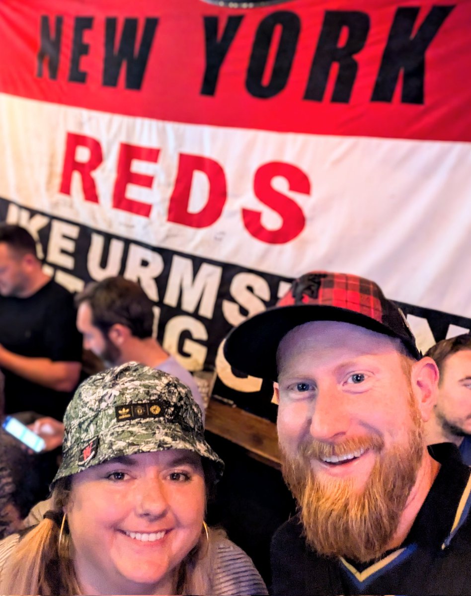 Always good to experience watching a match with a different United supporters group while traveling! 👊 #UTFR