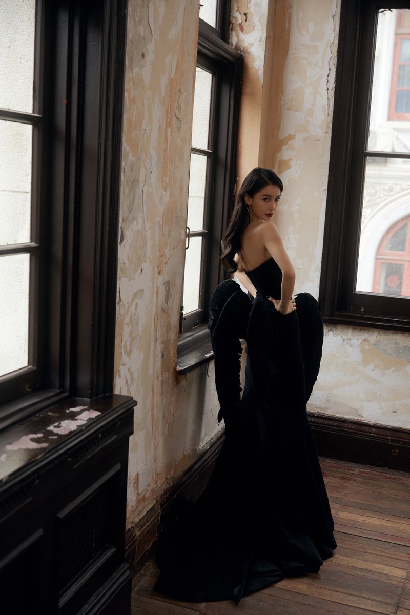 bai_lu_twh's tweet image. #Angelababy #杨颖 🇨🇳💓💓💓
Angelababy in #GeorgesHobeika for #WeiboNight2022