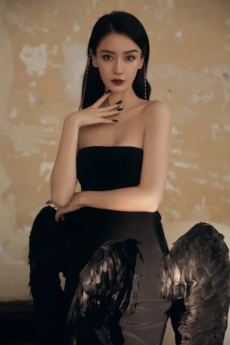 bai_lu_twh's tweet image. #Angelababy #杨颖 🇨🇳💓💓💓
Angelababy in #GeorgesHobeika for #WeiboNight2022