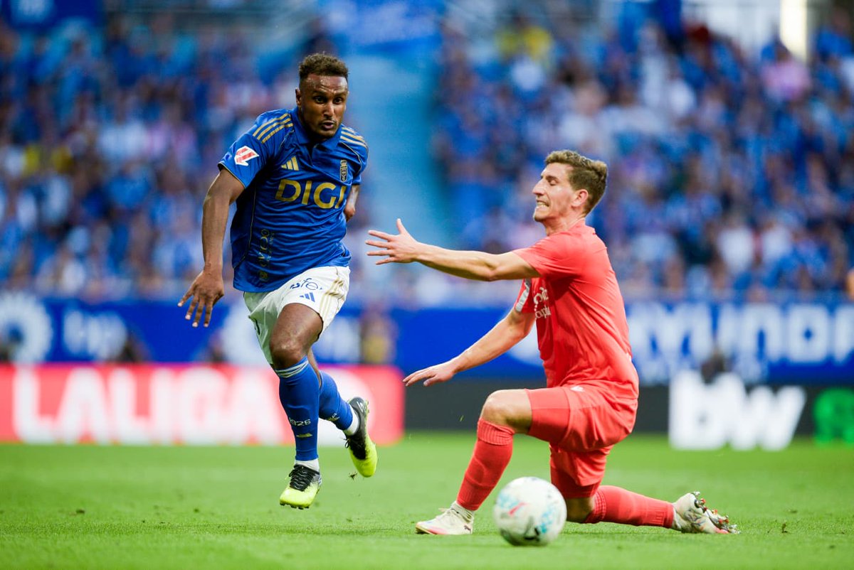 Catch me if you can 😉

#RealOviedoRealSociedad
#VamosOviedo
#ProudOfYou 🔵⚪