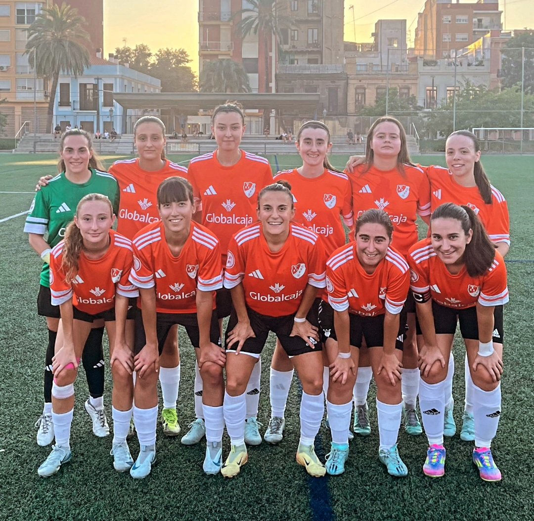 Seguimos con la puesta a punto de cara al inicio de temporada 2025-2026 💪

Ayer tarde, visitamos Valencia para enfrentarnos al <a href="/CFFMARITIM/">CFF MARITIM</a> ⚽️

A seguir CFF Albacete <a href="/SomosGlobalcaja/">Globalcaja</a>