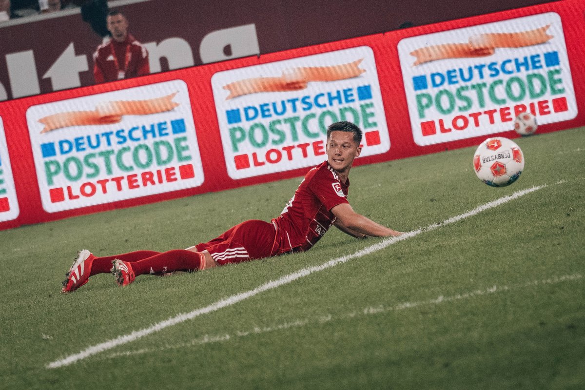 f95's tweet photo. Wechsel:
Appelkamp 🔁 Rasmussen
#f95 | 🔴⚪️ | #F95KSC (84.) https://t.co/lfSvTOZqAF