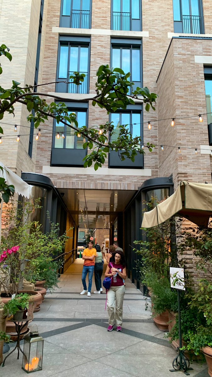 اللندني🤍London tweet media