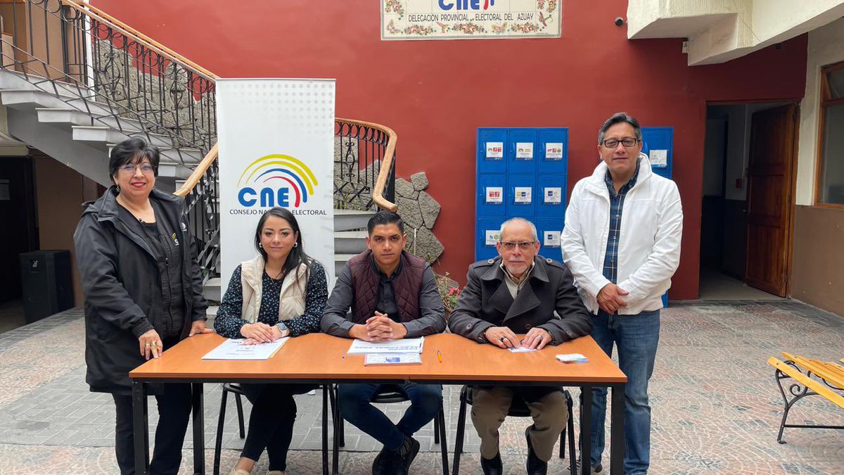 🤍🇪🇨 CREO se fortalece contigo

🗳️ Hoy en Carchi, Imbabura, Tungurahua, Chimborazo, Cañar y Azuay vivimos con entusiasmo el proceso de #EleccionesInternas2025 de #CREO21.