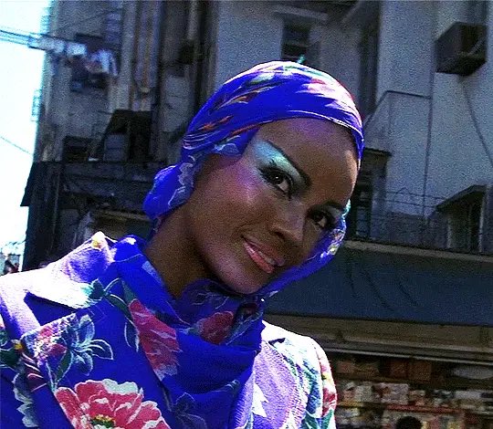 encbeau's tweet image. Tamara Dobson doing her own makeup for Cleopatra Jones &amp;amp; the Casino of Gold (1975) is so glamorous to me ✨✨