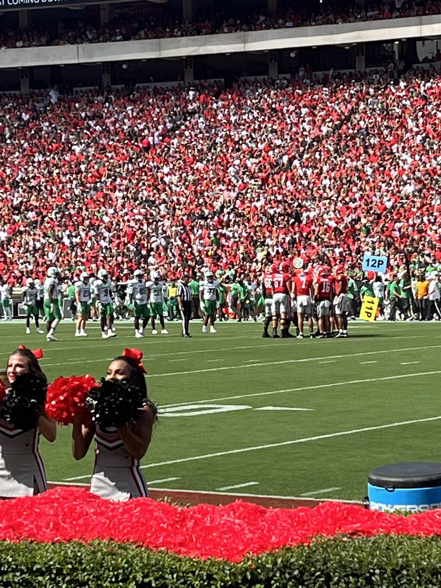 TheBoozerweight's tweet photo. Had shitty reception when I got here. When I graduated from this institution, smart phones didn’t exist. #GoDawgs #SicEm #UGA #alum #Boozerweight https://t.co/hpxeypIFTA