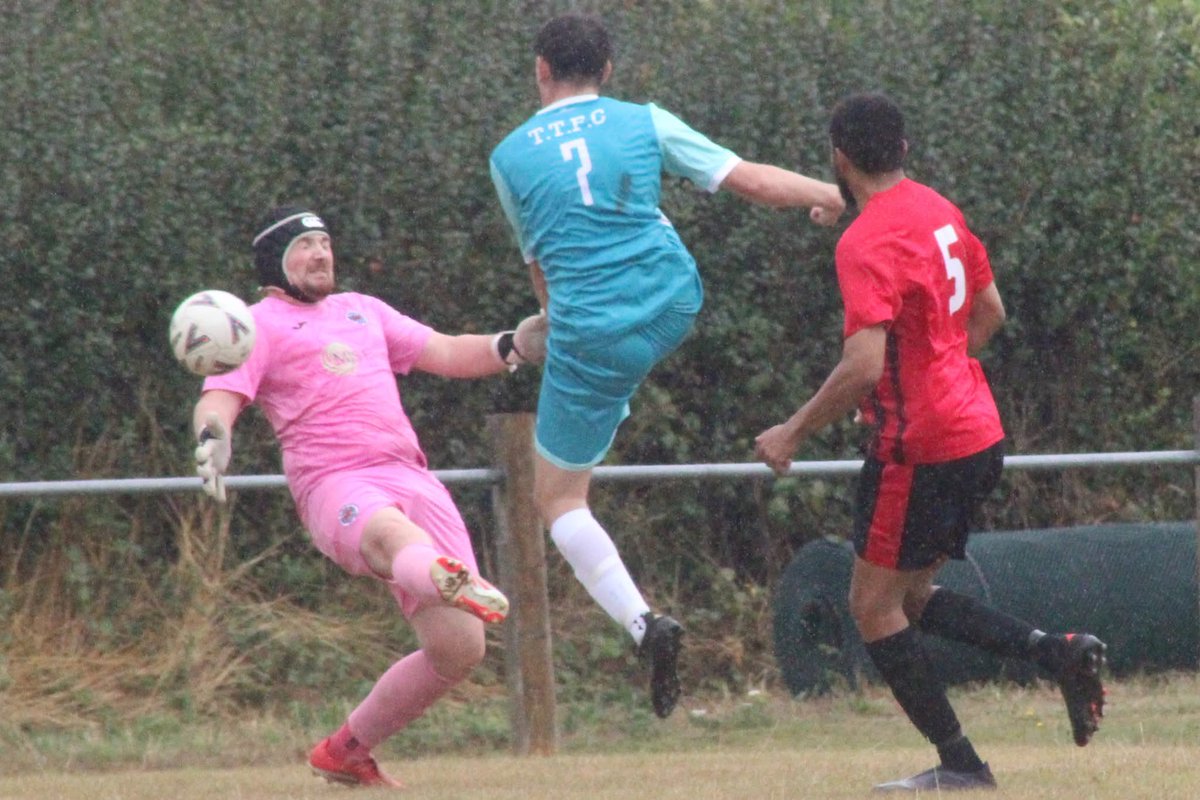 Barcud-Coch Photography (@barcudcochphoto) on Twitter photo Action from <a href="/TalgarthtownFc1/">Talgarth Town FC</a> 3-2 win over <a href="/psafc_football/">Presteigne St Andrews FC</a> in the Watson Financial Mid Wales League (South) at the King George V Playing Fields.
🔗 facebook.com/share/p/16vhDg…
<a href="/BnRExpress/">Brecon & Radnor Express</a> <a href="/CTSport/">County Times Sport</a> <a href="/bengoddard_HT/">Ben Goddard</a> <a href="/YourHereford1/">Your Herefordshire</a> <a href="/CentralWalesFA/">Central Wales FA</a> <a href="/AllWalesSport/">All Wales Sport</a> <a href="/CollinsWFM/">David Collins</a> <a href="/bbchwsport/">BBC HW Sport</a> Action from <a href="/TalgarthtownFc1/">Talgarth Town FC</a> 3-2 win over <a href="/psafc_football/">Presteigne St Andrews FC</a> in the Watson Financial Mid Wales League (South) at the King George V Playing Fields.
🔗 facebook.com/share/p/16vhDg…
<a href="/BnRExpress/">Brecon & Radnor Express</a> <a href="/CTSport/">County Times Sport</a> <a href="/bengoddard_HT/">Ben Goddard</a> <a href="/YourHereford1/">Your Herefordshire</a> <a href="/CentralWalesFA/">Central Wales FA</a> <a href="/AllWalesSport/">All Wales Sport</a> <a href="/CollinsWFM/">David Collins</a> <a href="/bbchwsport/">BBC HW Sport</a>