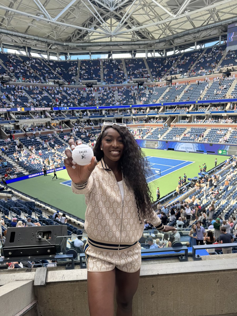 Flaujae's tweet photo. US OPEN 🎾 https://t.co/6OWdpKbETs