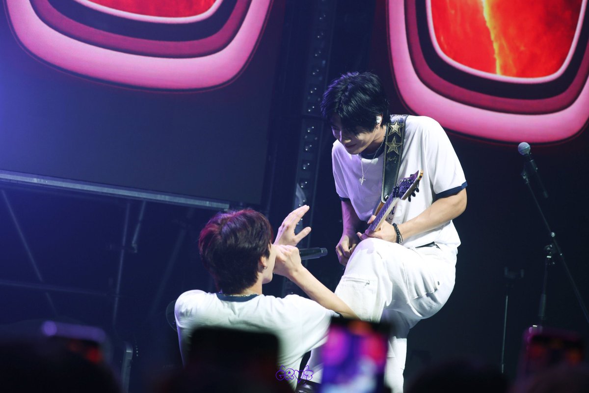 hyunguthinker's tweet photo. i have no words https://t.co/wxcEDJ2N4l