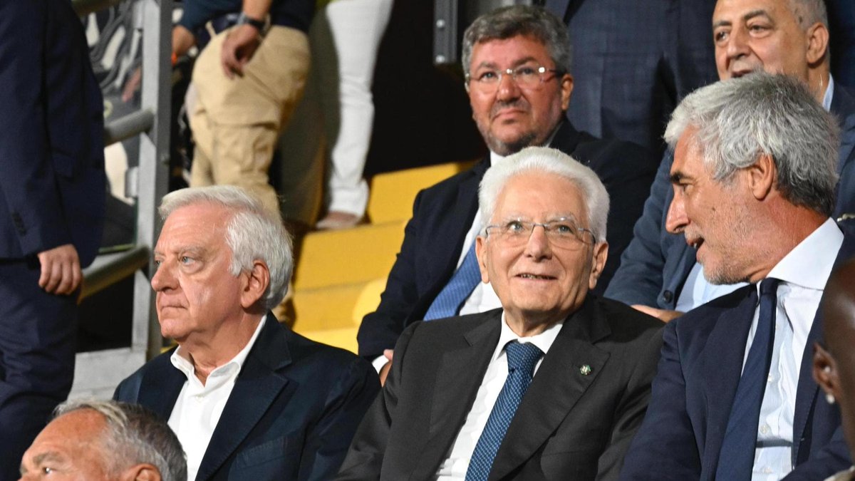 rep_palermo's tweet image. Il presidente Sergio Mattarella allo stadio per Palermo - Frosinone palermo.repubblica.it/sport/2025/08/…