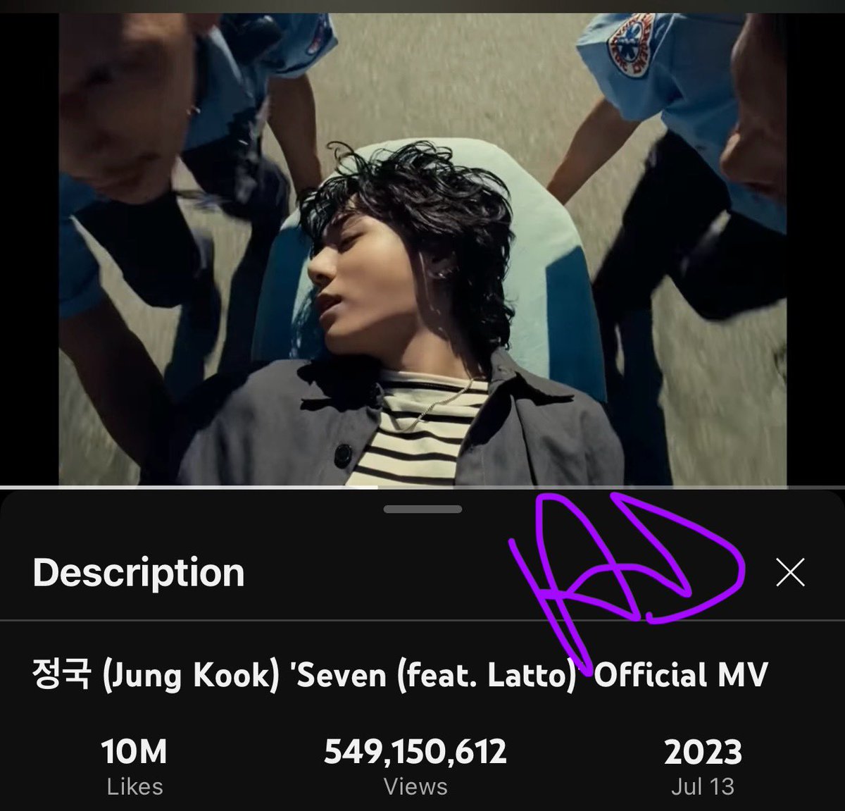 AdrienneD03's tweet photo. Ok for my boys hereโs my #absforyoonkook ๐
Letโs get
#Dynamiteto2B
#HaegeumTo100M
#SevenTo600M
Letโs see those hard abs ARMY! ๐คฃ
YT Playlist ๐ https://t.co/J0J9kGOZIo https://t.co/W7vHS3krfC