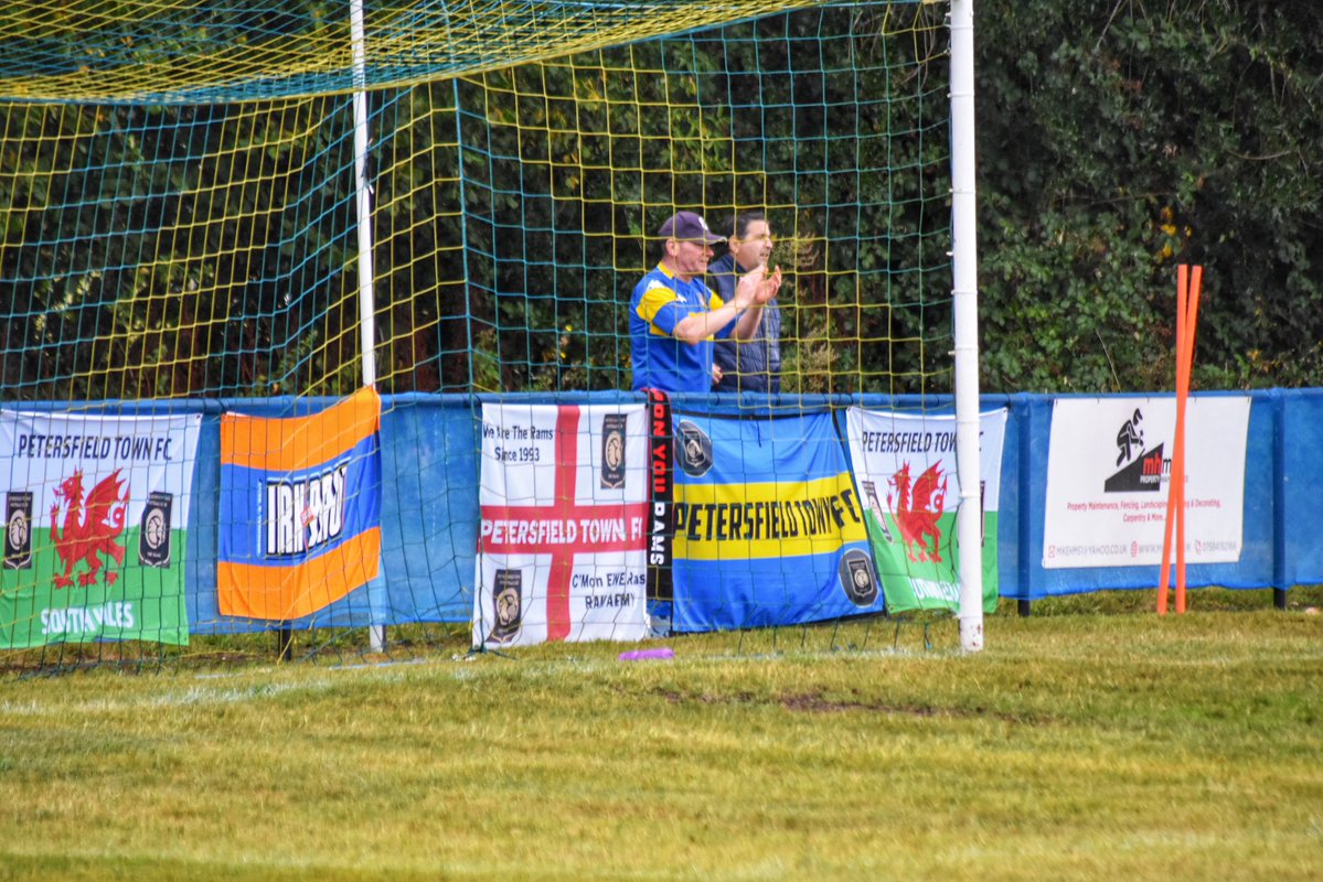 Christchurch FC (@christchurchfc_) on Twitter photo Sorry, we don’t know your name.
This guy in Petersfield colours deserves a mention today, for standing in that rain for 90 minutes chanting his team’s songs throughout 👏👏👏
That’s Non League Football for you, respect to you Sir from us all at Christchurch FC.
<a href="/WessexLeague/">Velocity Wessex League</a> Sorry, we don’t know your name.
This guy in Petersfield colours deserves a mention today, for standing in that rain for 90 minutes chanting his team’s songs throughout 👏👏👏
That’s Non League Football for you, respect to you Sir from us all at Christchurch FC.
<a href="/WessexLeague/">Velocity Wessex League</a>