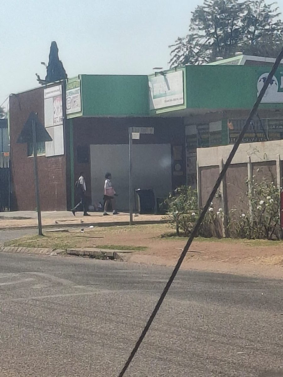 TMPD responded to requests from residents concerning this shop, and follow ups are planned. #CenturionMatters