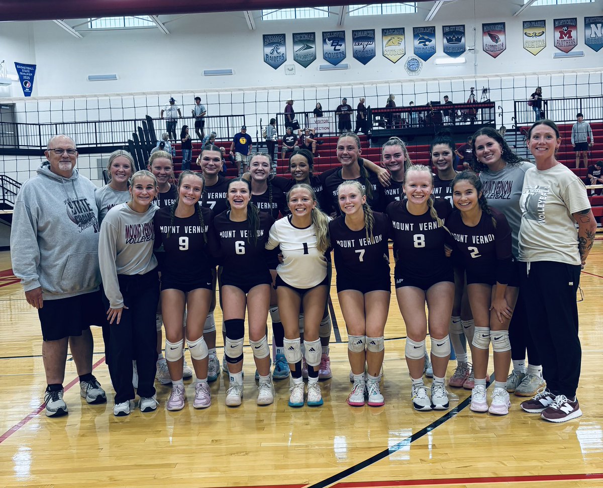 No trophy for these CHAMPIONS 🏆 - but they sure earned the tournament victory at DeWitt going 4-0. Great battles! #GoMVStangs 💪🏼🩷🏐