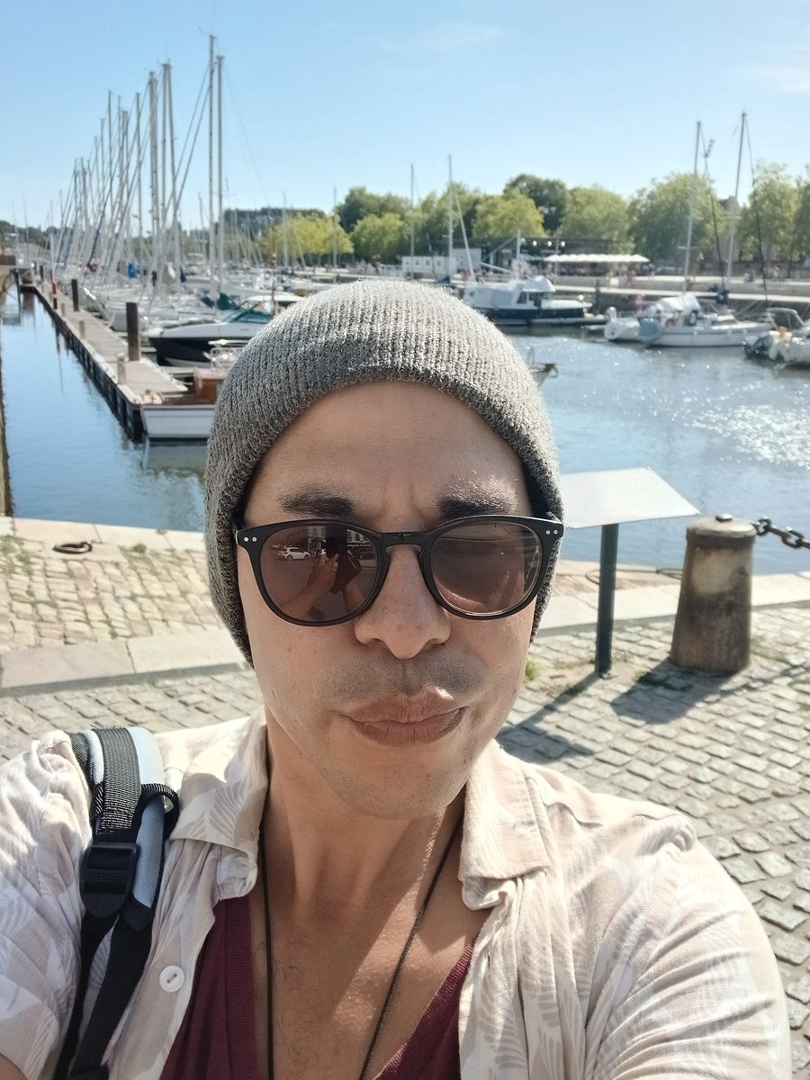LarousseGabin's tweet photo. ✨️ La, #Sortie, #Balade, Vers, le, #PortDeVannes, l'Après-Midi, à, #Vannes, et, Tout, En, longeant, la, #PlaceGambetta ! 🙂
#Balade #Sortie #PlaceGambetta #PortDeVannes #Bretagne #Vannes https://t.co/H7NJq2RfXZ
