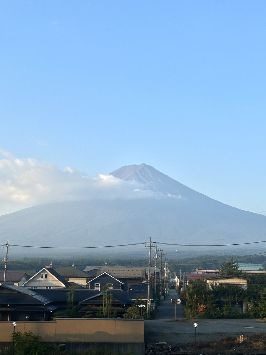 おはようございます！
フッジッサ～～～ン！！
