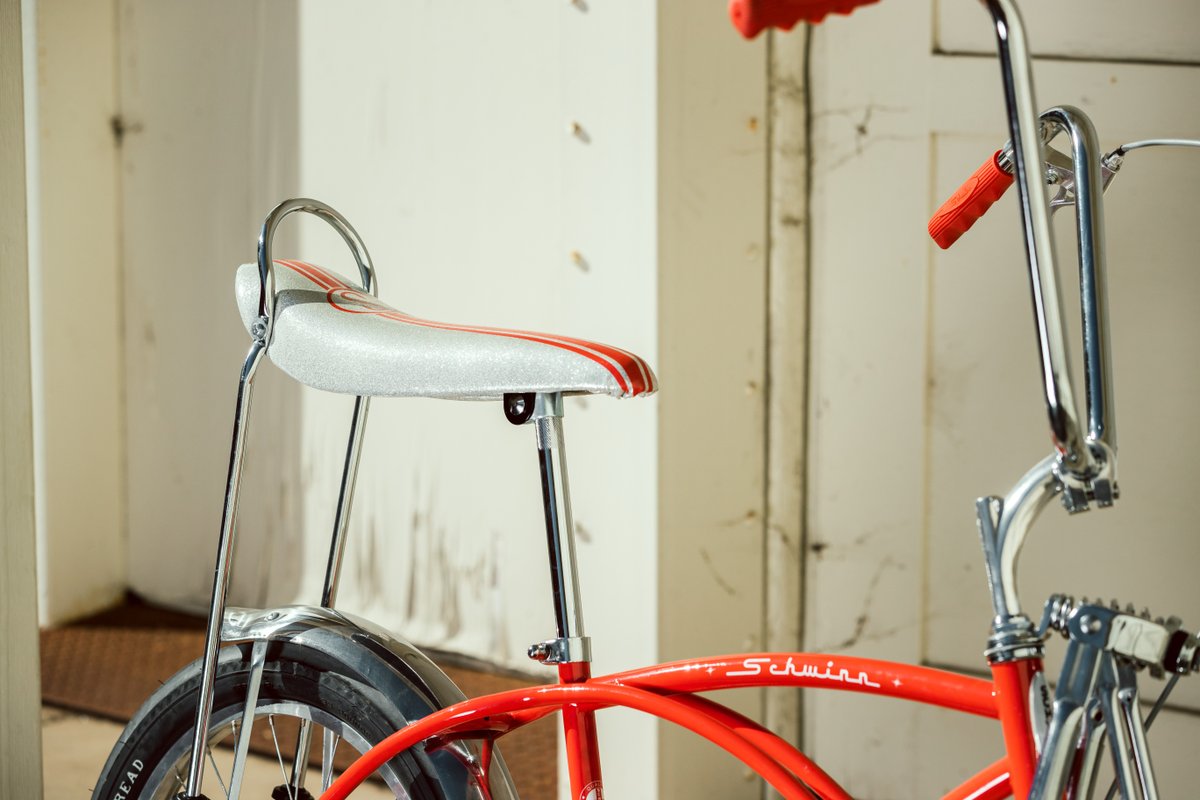 Take a look at this classic Schwinn Orange Krate! Vintage, has never been so cool. Now get an EXTRA 30% off applied automatically at checkout, now through 9/1 at ow.ly/x7gp50WOBEa

 #SchwinnBikes #VintageBikes #BikeSale