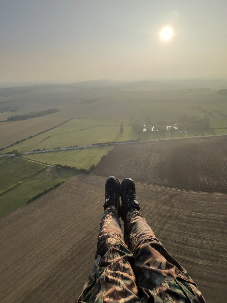 Jekyllfoxx's tweet image. Did you know that I’m a flying fox? No not the species! 

I’m a paramotor pilot and I love to fly!