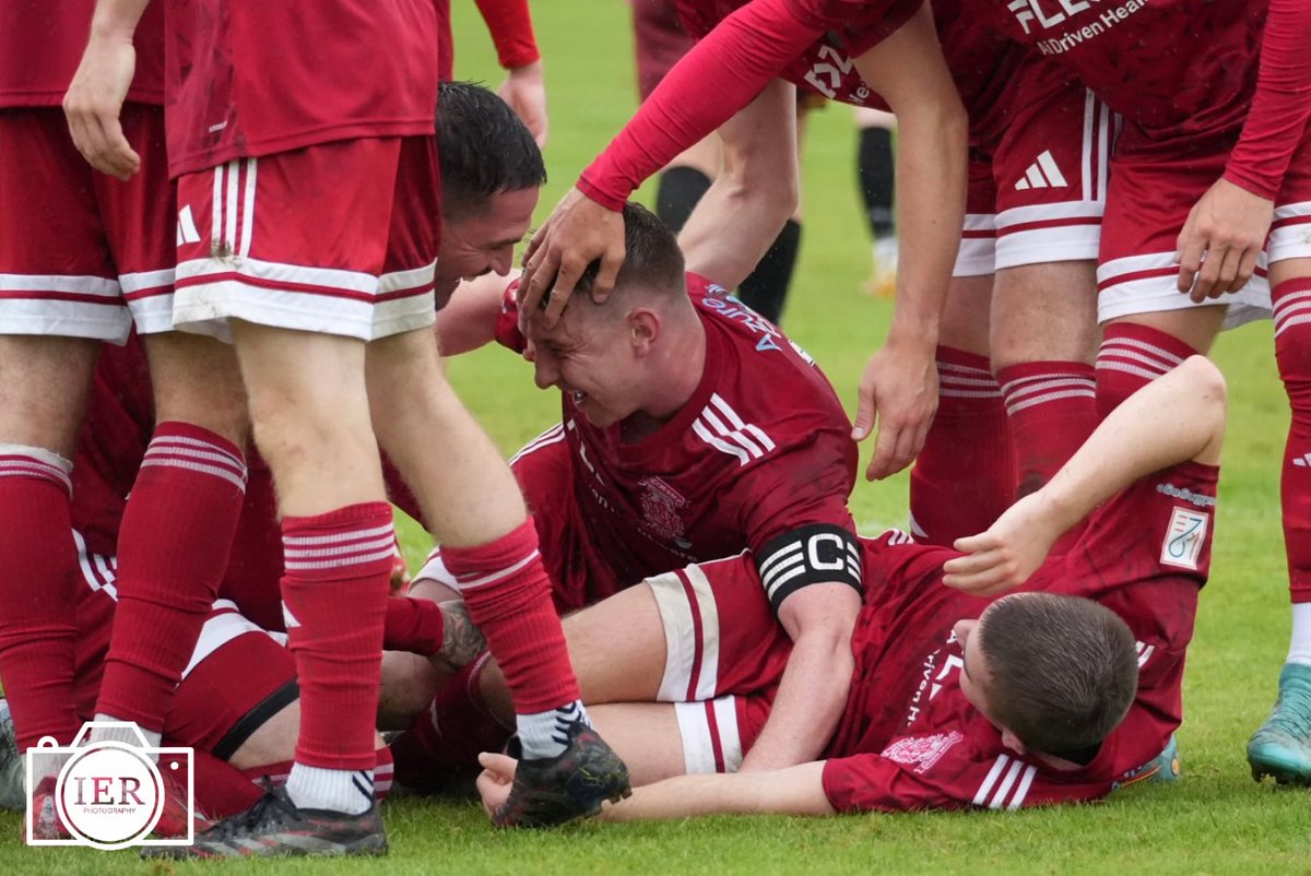 Iain Rankin ๐ธ (@iainrankin92) on Twitter photo ๐ธ <a href="/johnstone_burgh/">Johnstone Burgh Football Club</a> Club Captain <a href="/DelEsplin/">Del Esplin</a> scoring his first ever Burgh goal which turned out to be the winner to take the club through to the 1st round proper of the <a href="/ScottishCup/">Scottish Gas Scottish Cup</a> for the very first time
Couldnโt write a better script than that ๐๐ป๐ฆ๐น ๐ธ <a href="/johnstone_burgh/">Johnstone Burgh Football Club</a> Club Captain <a href="/DelEsplin/">Del Esplin</a> scoring his first ever Burgh goal which turned out to be the winner to take the club through to the 1st round proper of the <a href="/ScottishCup/">Scottish Gas Scottish Cup</a> for the very first time
Couldnโt write a better script than that ๐๐ป๐ฆ๐น