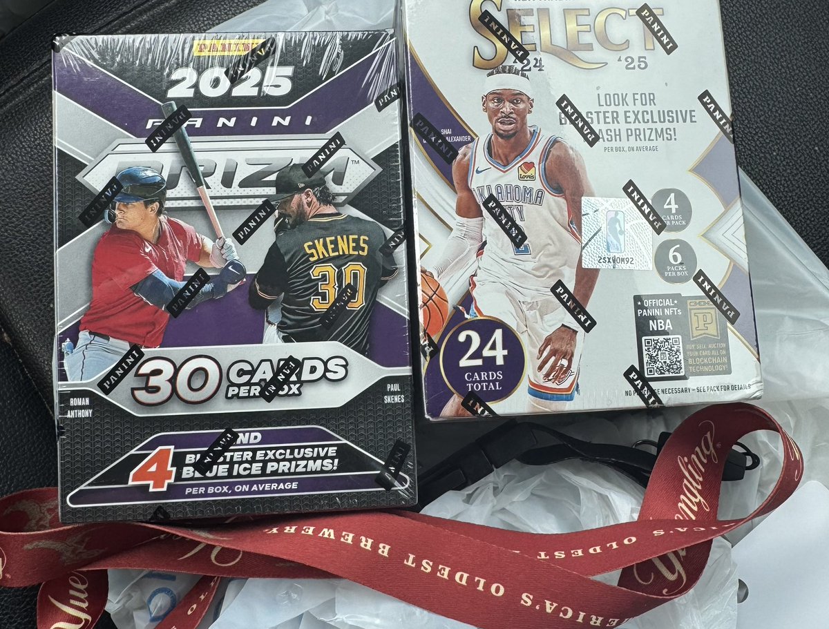 BALLBAKEDTAKES's tweet image. 2025 panini prizm baseball yes please and thank you. #beautifuloutside