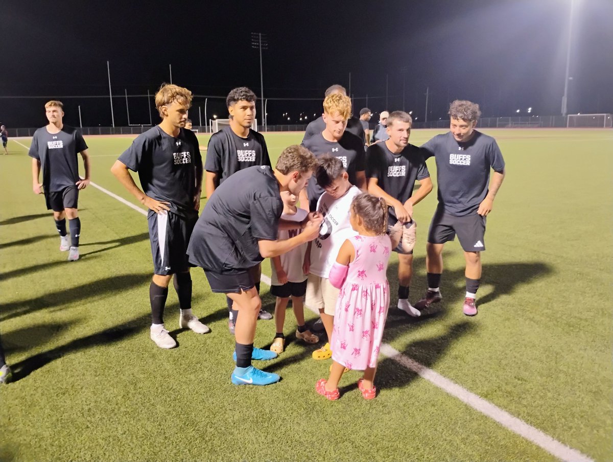 WTAMU_Soccer's tweet photo. Great ending to our preseason! A big Thank You to all of our supporters who came out to the Pitch last night!! #bufffútbol #fillthepitch https://t.co/ICzdT7tggC